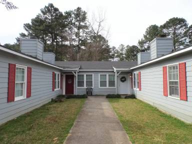 Main picture of 107 Wynnwood Dr