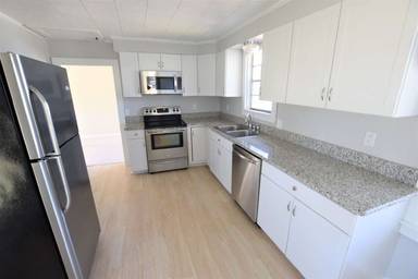Main picture of 730 S Main Ave