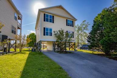 Main picture of 4019 Marina Townes Dr