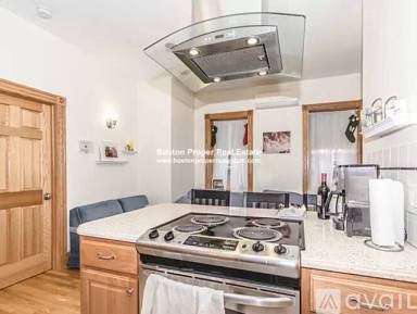 Main picture of 97 Myrtle St