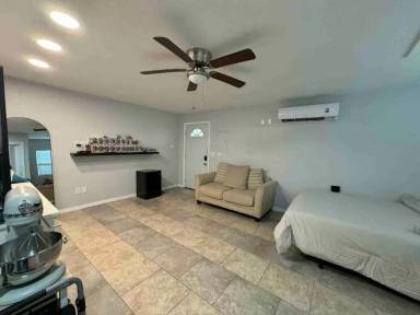 Main picture of 1208 37th St W