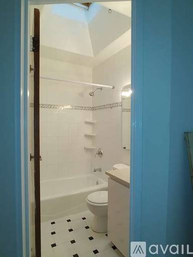 Main picture of 3248 69th St
