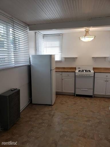 Main picture of 305 S Norton Ave