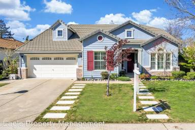 Main picture of 6300 Park Village St