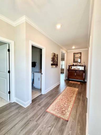 Main picture of 504 Grey Oak Cir