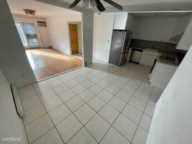 Main picture of 1881 Shore Pkwy