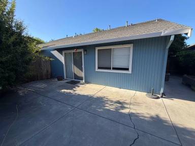 Main picture of 207 Pintail Pl