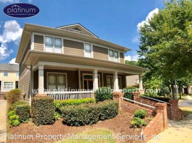 Main picture of 916 Manor Parc Dr