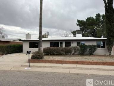 Main picture of 6840 E 39th St