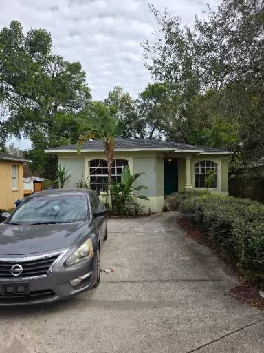 Main picture of 9713 Commerce St