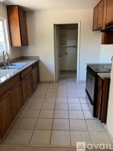 Main picture of 219 Anna Maria St