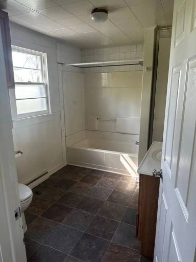 Main picture of 4755 N Kinser Pike