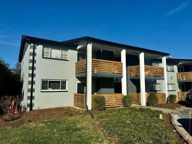 Main picture of 1 Heartwoods Ct
