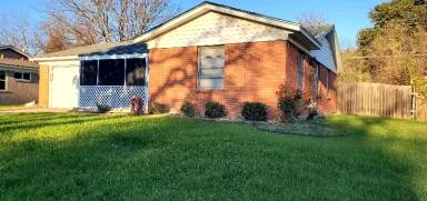Main picture of 1125 La Porte Dr