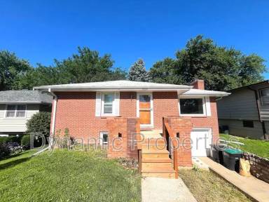 Main picture of 2028 N 70th St