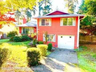 Main picture of 21215 NE 10th Pl