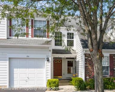 Main picture of 675 W Streamwood Blvd