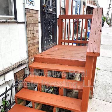 Main picture of 2512 N 30th St
