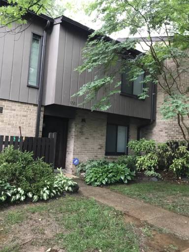 Main picture of 1721 Ivy Oak Sq