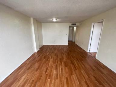 Main picture of Parkway Towers Condominium