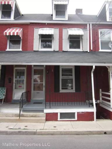 Main picture of 631 Lake St