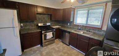 Main picture of 1222 W Boyd St