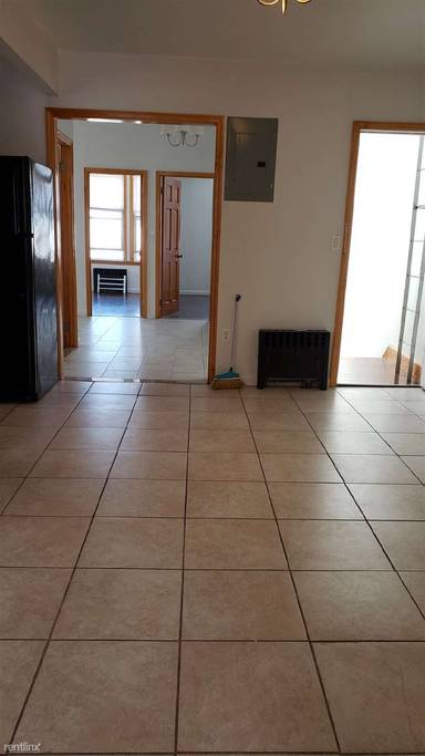Main picture of 1270 Tabor Ct