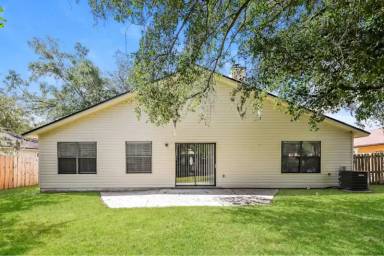 Main picture of 1371 High Plains Dr W