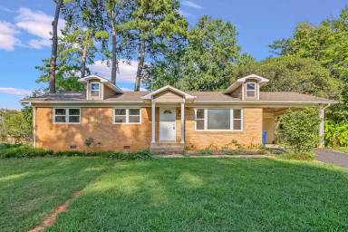 Main picture of 6510 Sheri Dr NW