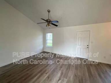 Main picture of 4401 Biesterfield Dr