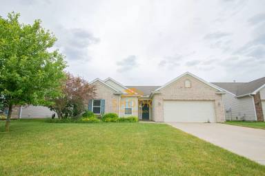 Main picture of 2135 Cushing Dr