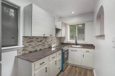 Main picture of 1978 Wellbourne Dr NE