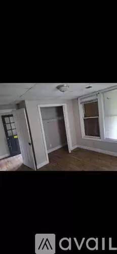 Main picture of 1610 S Lydia Ave