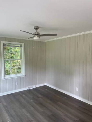 Main picture of 4960 Deland St