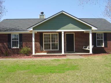 Main picture of 158 Peach Ave S
