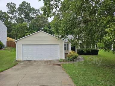 Main picture of 1 Deer Cross Ct
