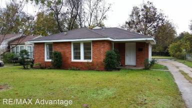 Main picture of 1201 Schex Dr