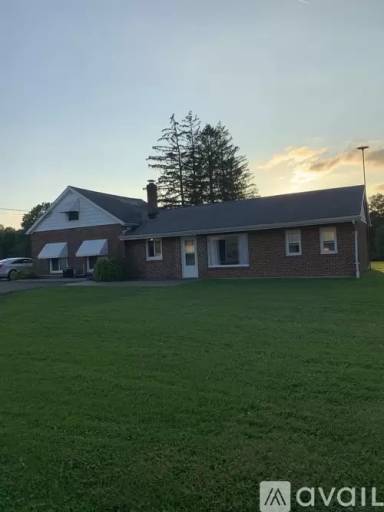 Main picture of 5750 Akron Cleveland Rd