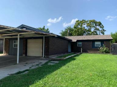 Main picture of 1417 SW 77th Pl