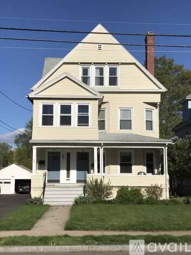 Main picture of 42 Maplewood Ave
