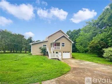 Main picture of 173 Ginny Ln