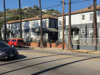 Main picture of 7735 Hollywood Blvd