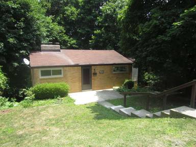 Main picture of 979 Laurel St