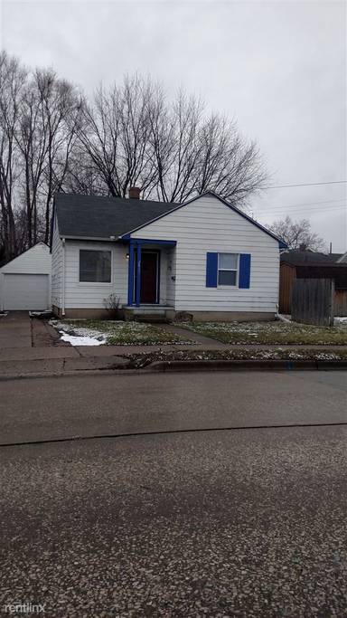 Main picture of 2411 Davenport Ave