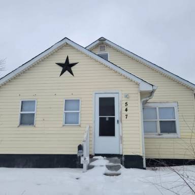 Main picture of 547 S Harris Ave