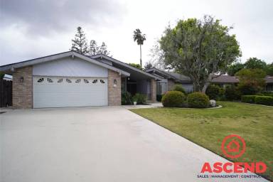 Main picture of 9801 Green Oak Pl