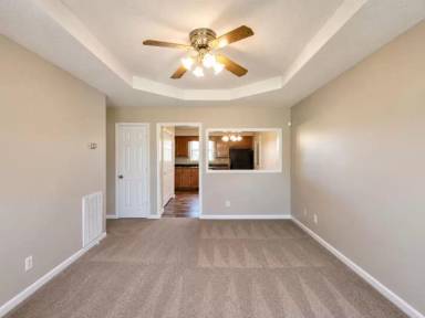 Main picture of 410 Eddy St