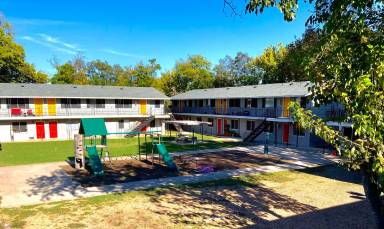 Main picture of 400 Linda Dr