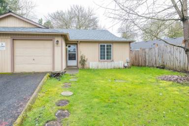 Main picture of 19644 SW 67th Ave