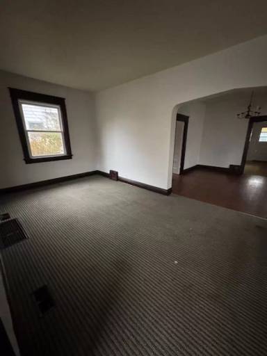 Main picture of 1302 Sinclair St